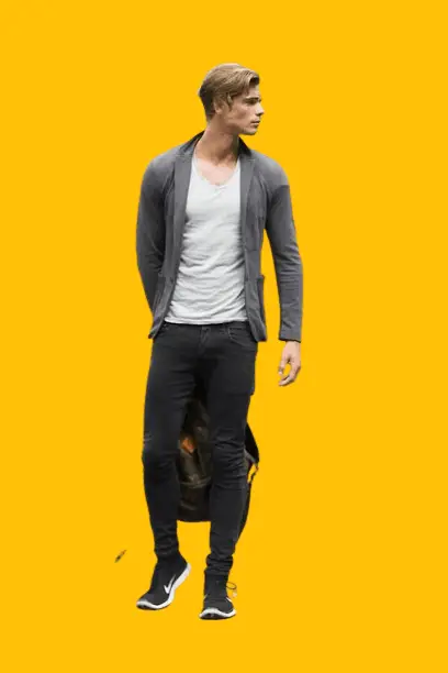 White V-Neck Long Sleeve T-shirt With Black Slim-fit Jeans, How To Wear Slim Fit Jeans