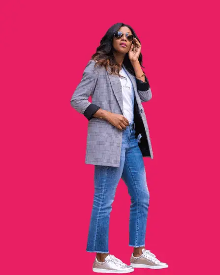 Straight-leg Jeans And Sneakers With Blazer 