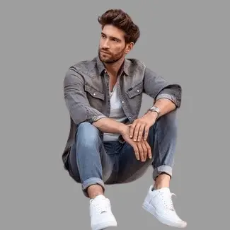 Grey Shirt With Regular Fit Jeans