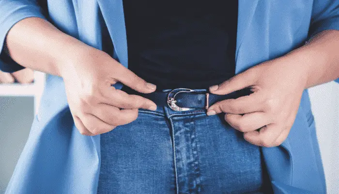 A Comprehensive Guide to High-Waisted Jeans