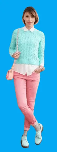 Sky Blue Cable Knit Cropped Sweater With White Shirt And Pink Skinny Jeans