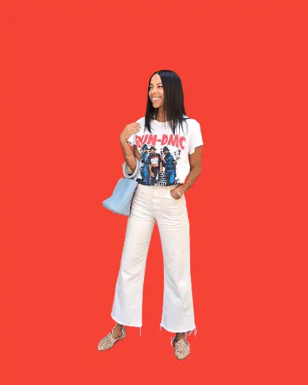 How To Wear Cropped Flare Jeans, Graphic Tee With Cropped Flare Jeans