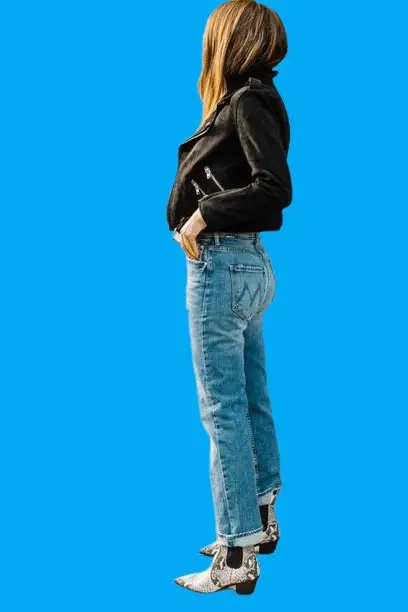 Blue Mom Jeans and Chelsea Boots