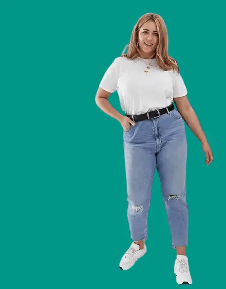 T-shirt With Mom Jeans