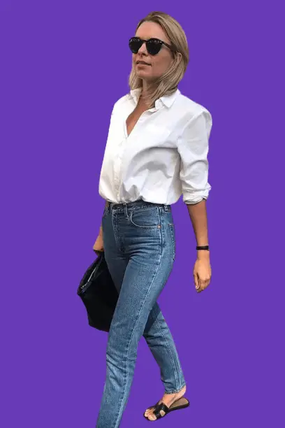 Petite Women Wearing Button-up shirt With High Waisted Jeans