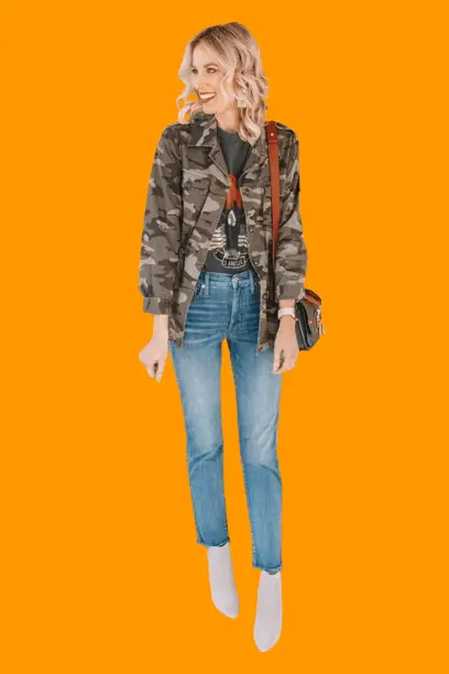 Camo Jacket With Cropped Jeans, How to Wear Cropped Jeans