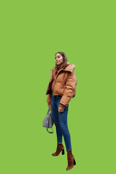  Puffer Jacket With Cropped Jeans in Winter
