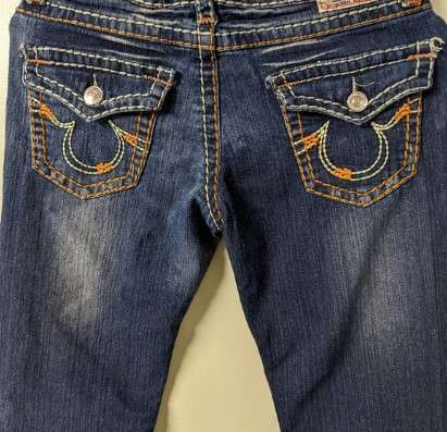 Do True Religion Jeans Stretch? A Denim Expert's Perspective